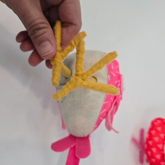 Target Spritz Featherly Friends Tulip & Sweet Pea Birds Easter Valentine's Day - Picture 8 of 12